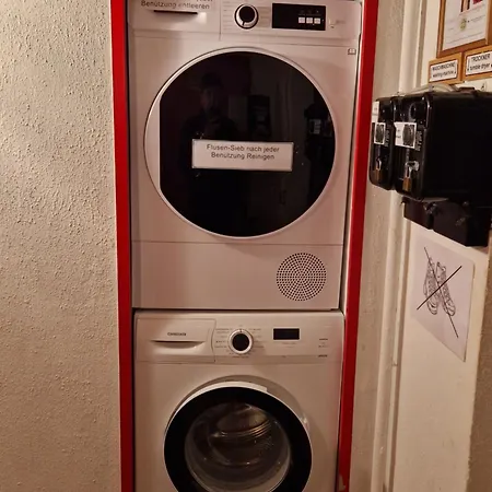 302